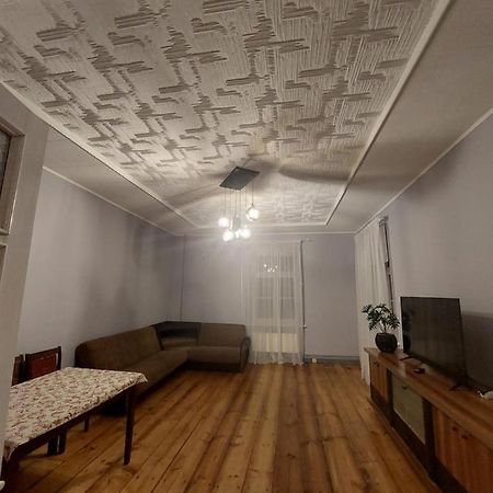 Pils Ielas Apartamenti Kandava Luaran gambar